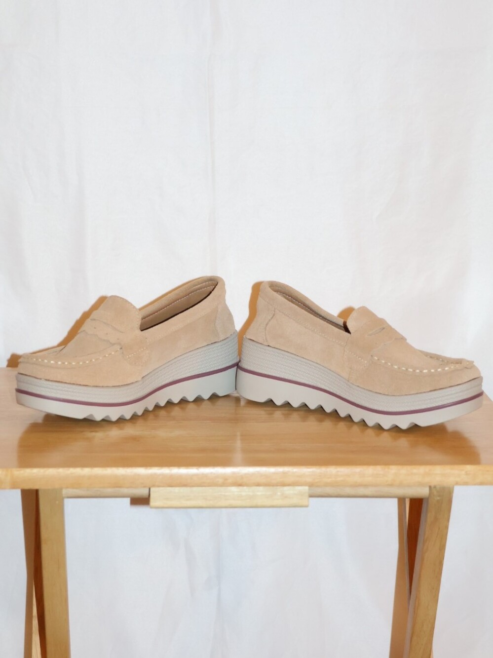 Ruiatoo Beige Slip-On Suede Platform Loafers. - Picture 13 of 14